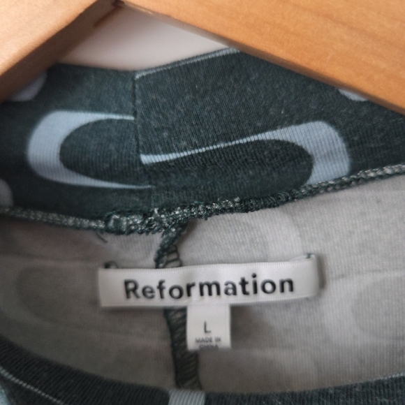 Reformation bailey top Retro Green Venture Long Sleeve Turtleneck Large - Picture 3 of 8